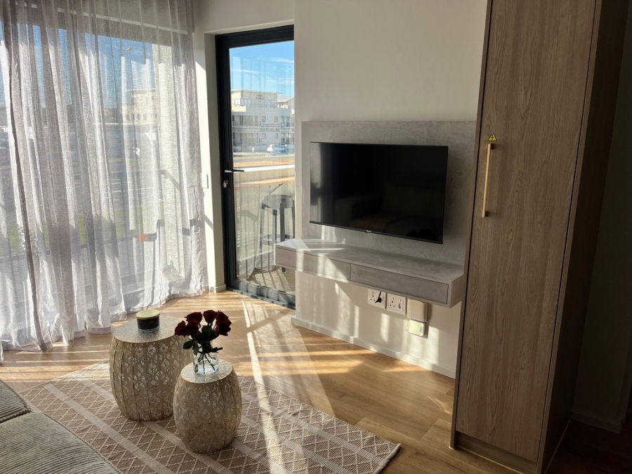 1 Bedroom Property for Sale in Table View Western Cape